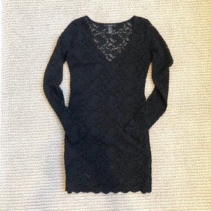 Forever 21 / Lace mini dress